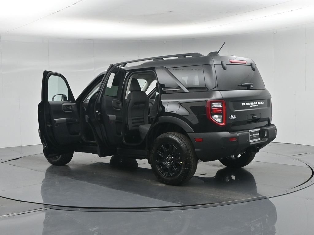 New 2026 Shadow Black Ford Badlands image 34