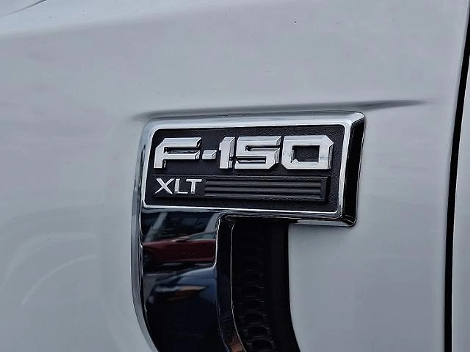 2025 Ford F-150 XLT - Photo 29