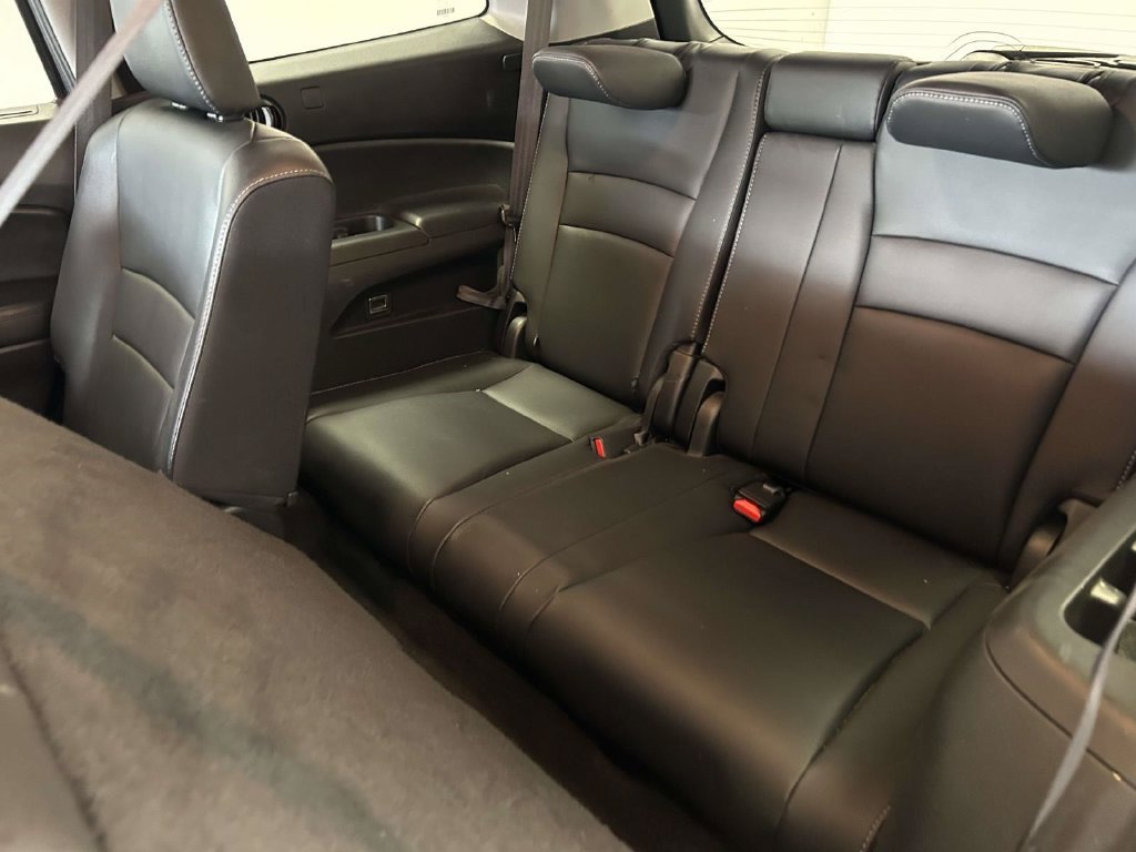 Used 2021 Black Honda EX-L image 14