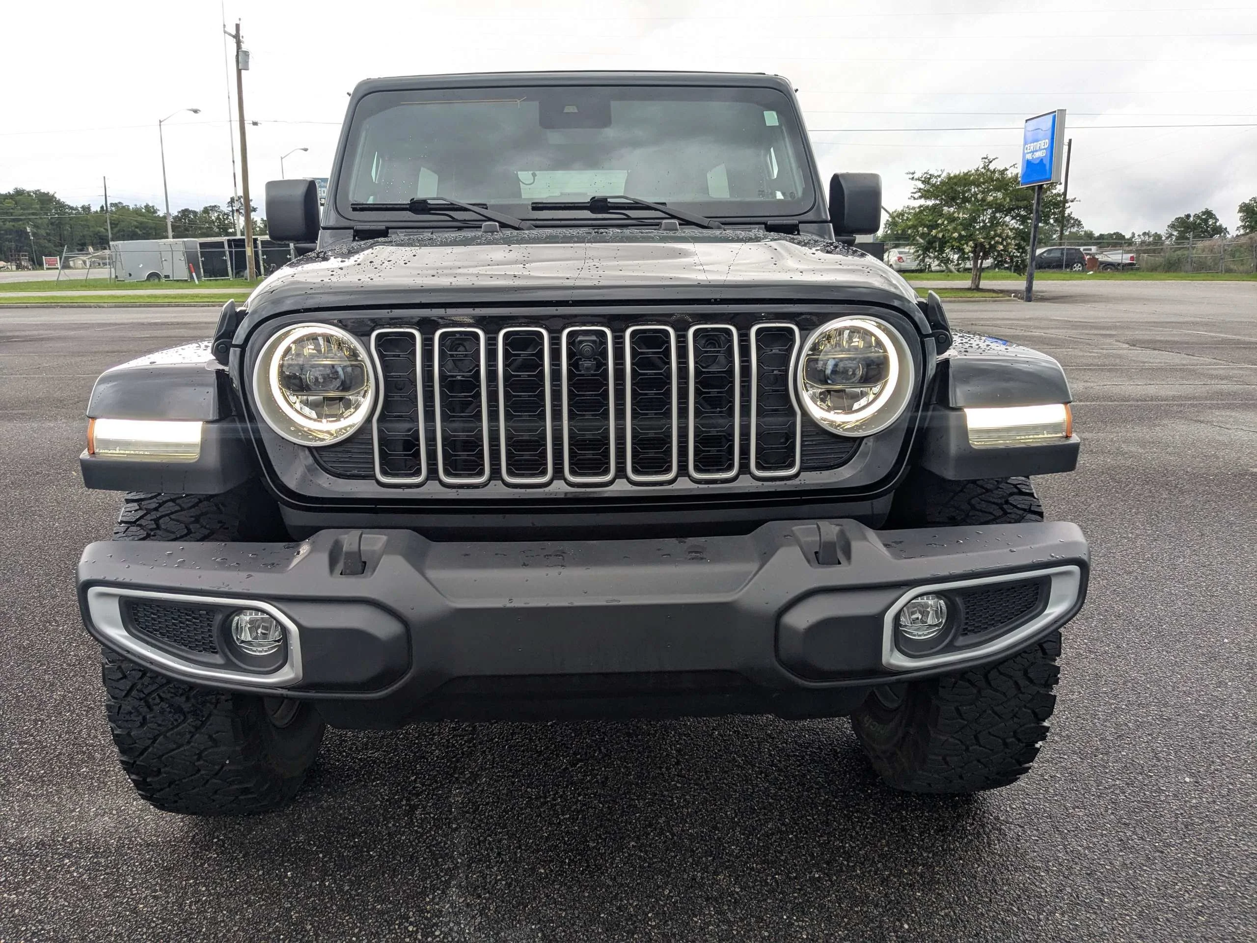 2024 Jeep Wrangler 4-Door Sahara - Photo 9