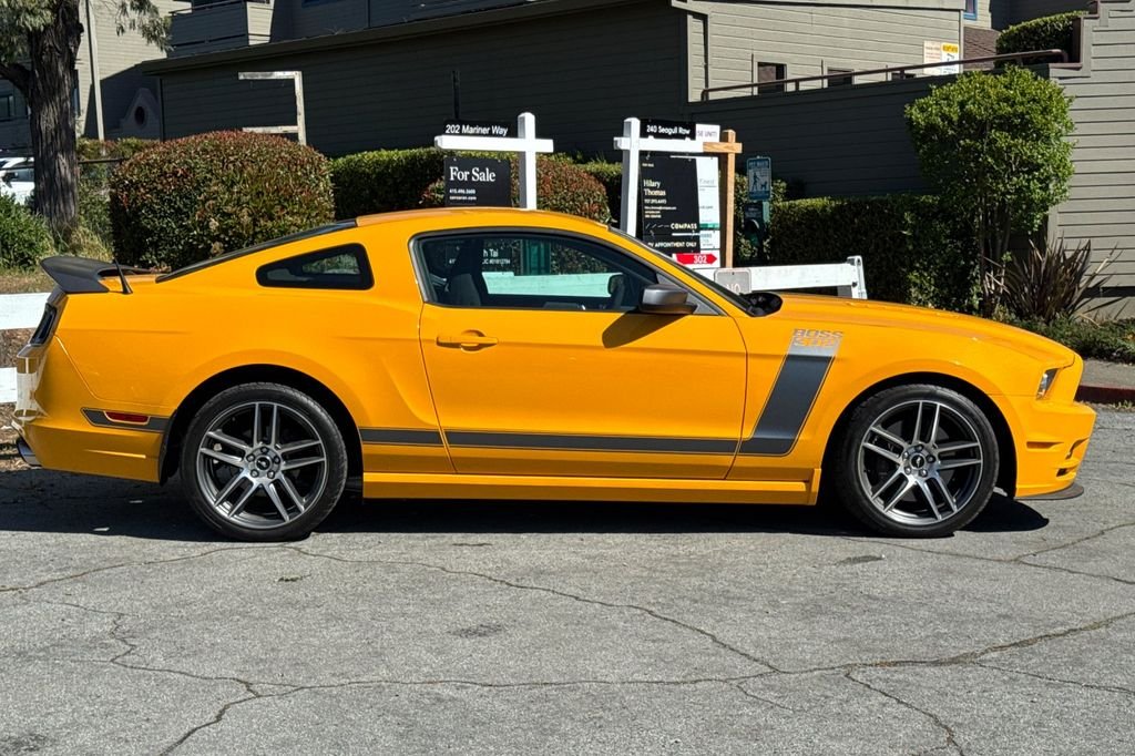 2013 Ford Mustang Boss 302 photo 3