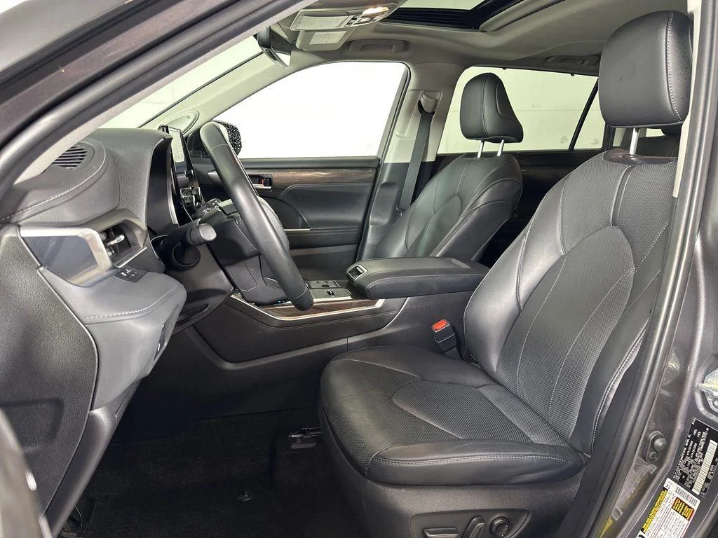 Used 2023 Magnetic Gray Metallic Toyota Limited image 16