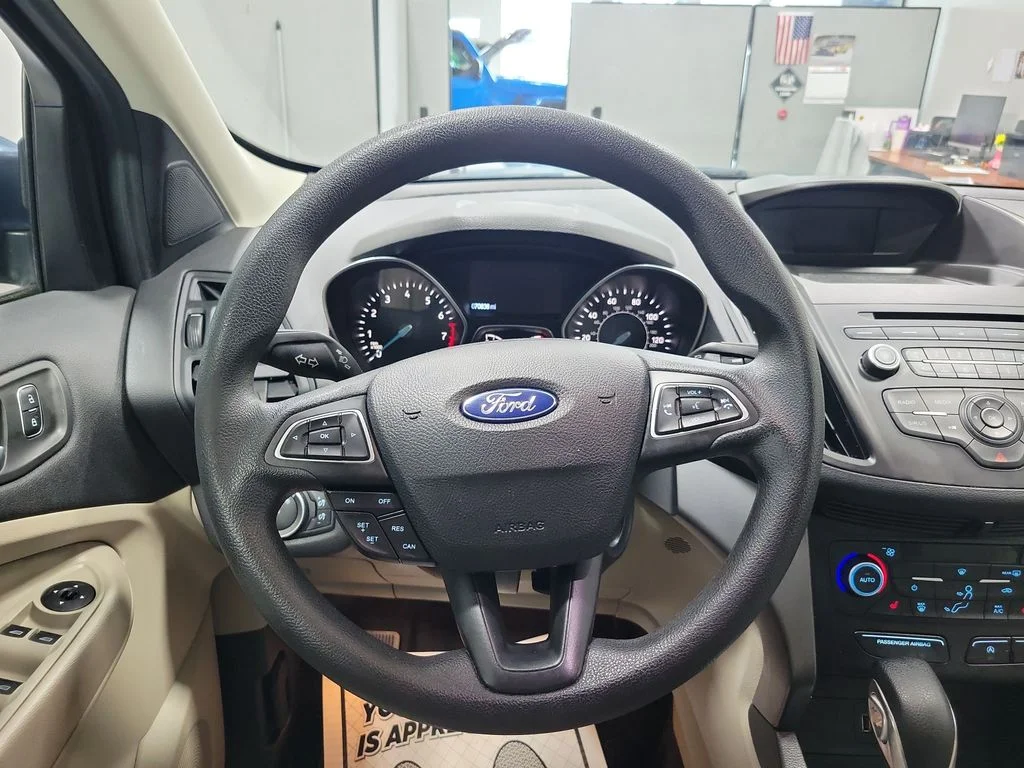 Certified Used 2018 Blue Ford SE image 23