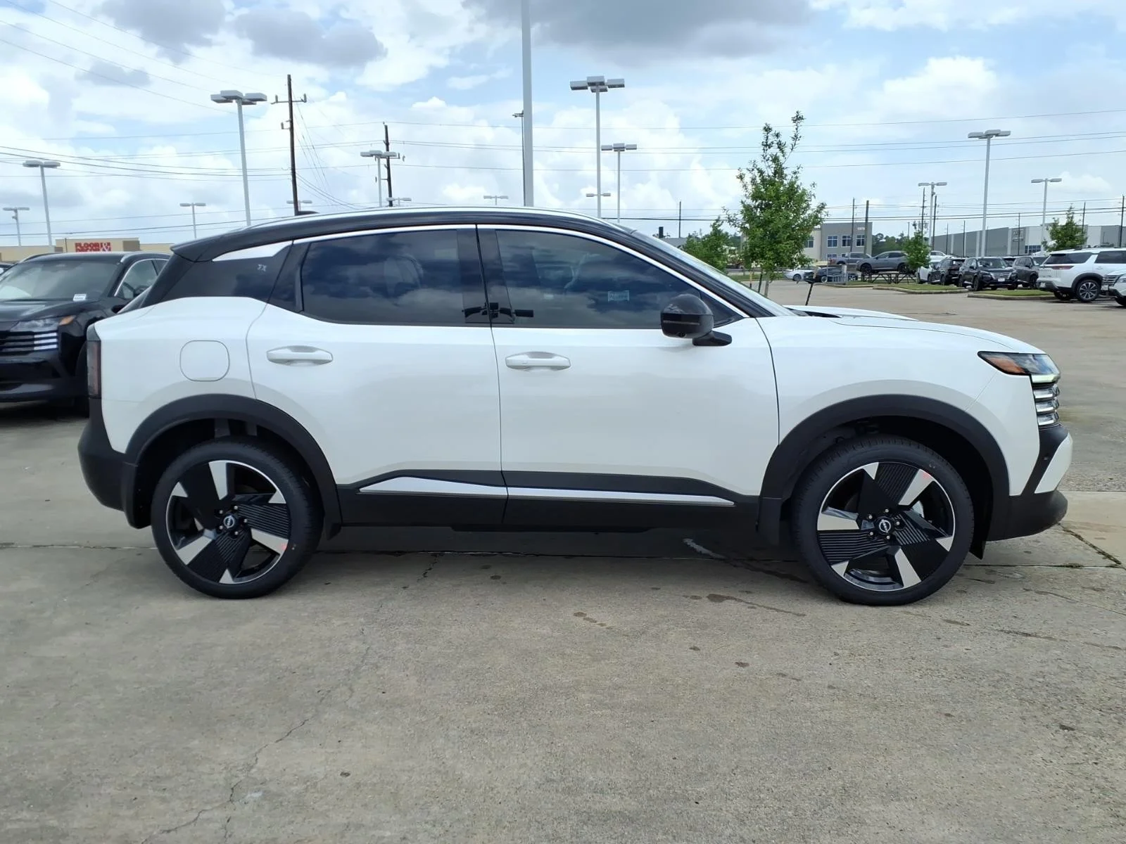 2026 Nissan Kicks SR White at Robbins Nissan