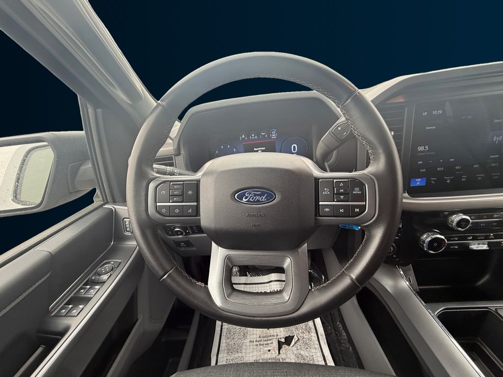 Used 2025 Silver Ford XLT image 13