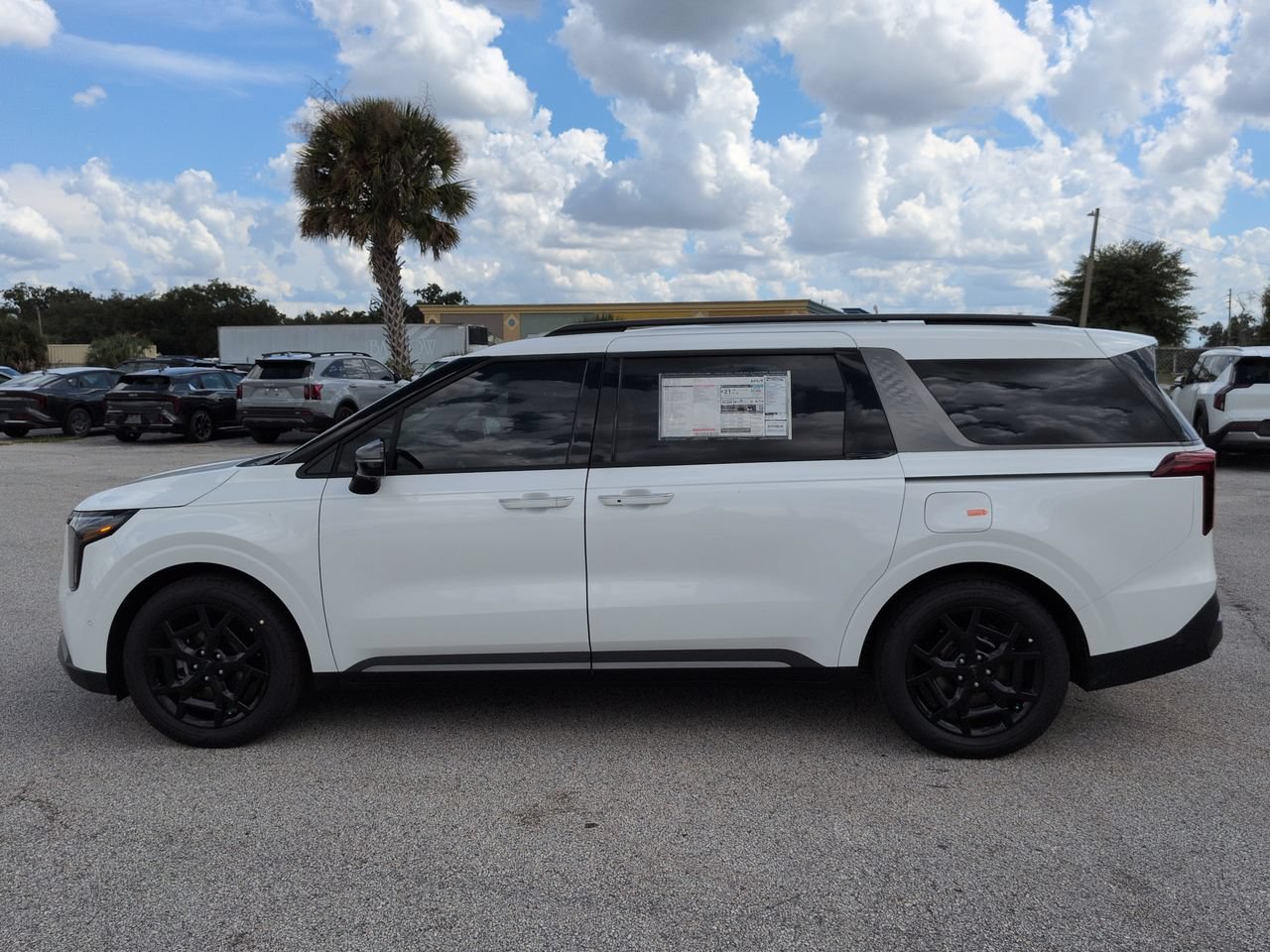 New 2027 Snow White Pearl Kia SX Prestige image 7