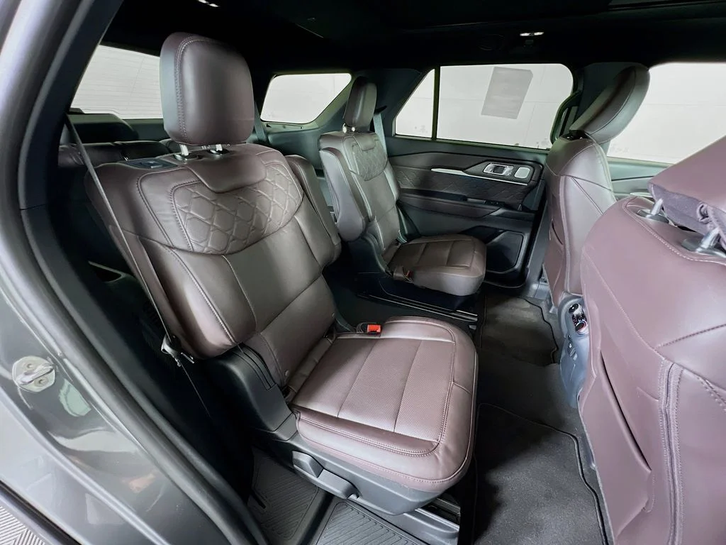 New 2026 Carbonized Gray Metallic Ford Platinum image 18