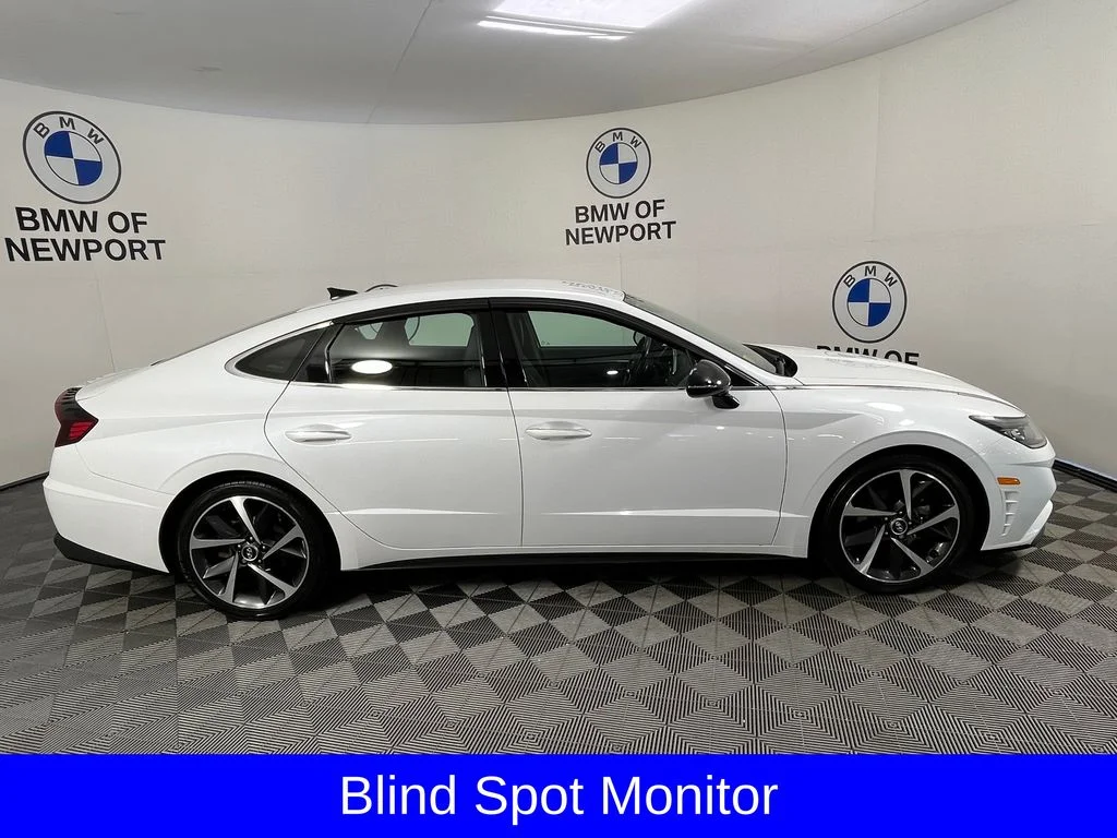 Used 2021 Gray Hyundai SEL Plus image 9
