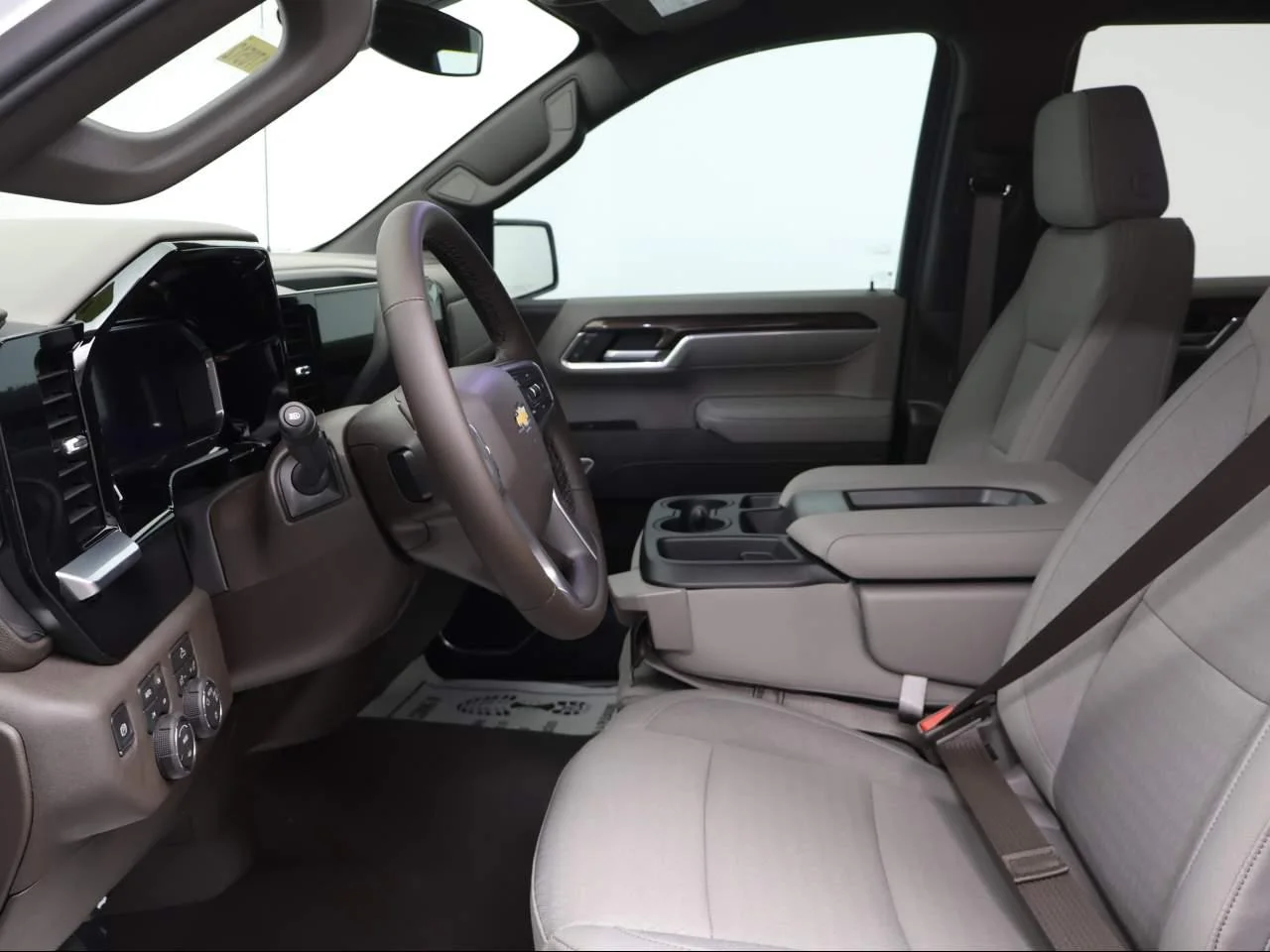 New 2026 Summit White Chevrolet LT image 32