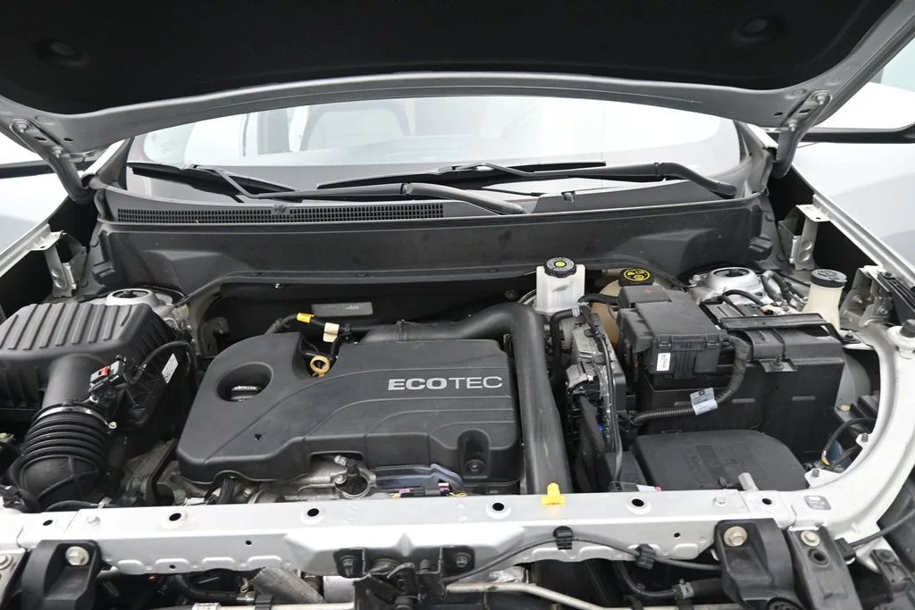 Used 2018 Silver Chevrolet LT image 22