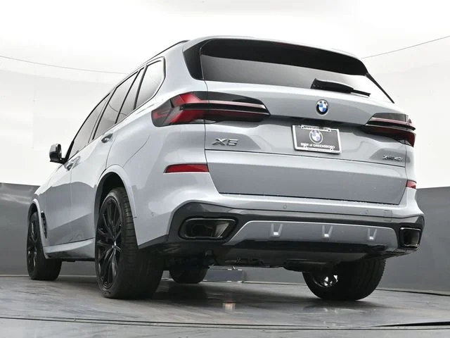 Used 2026 Gray BMW xDrive40i image 32