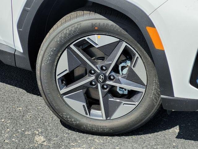 New 2026 White Hyundai SEL Premium FWD image 9