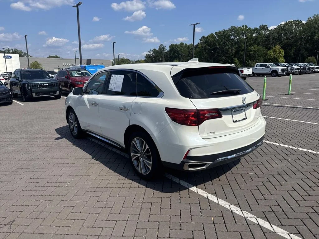 Used 2017  Acura 3.5L image 5