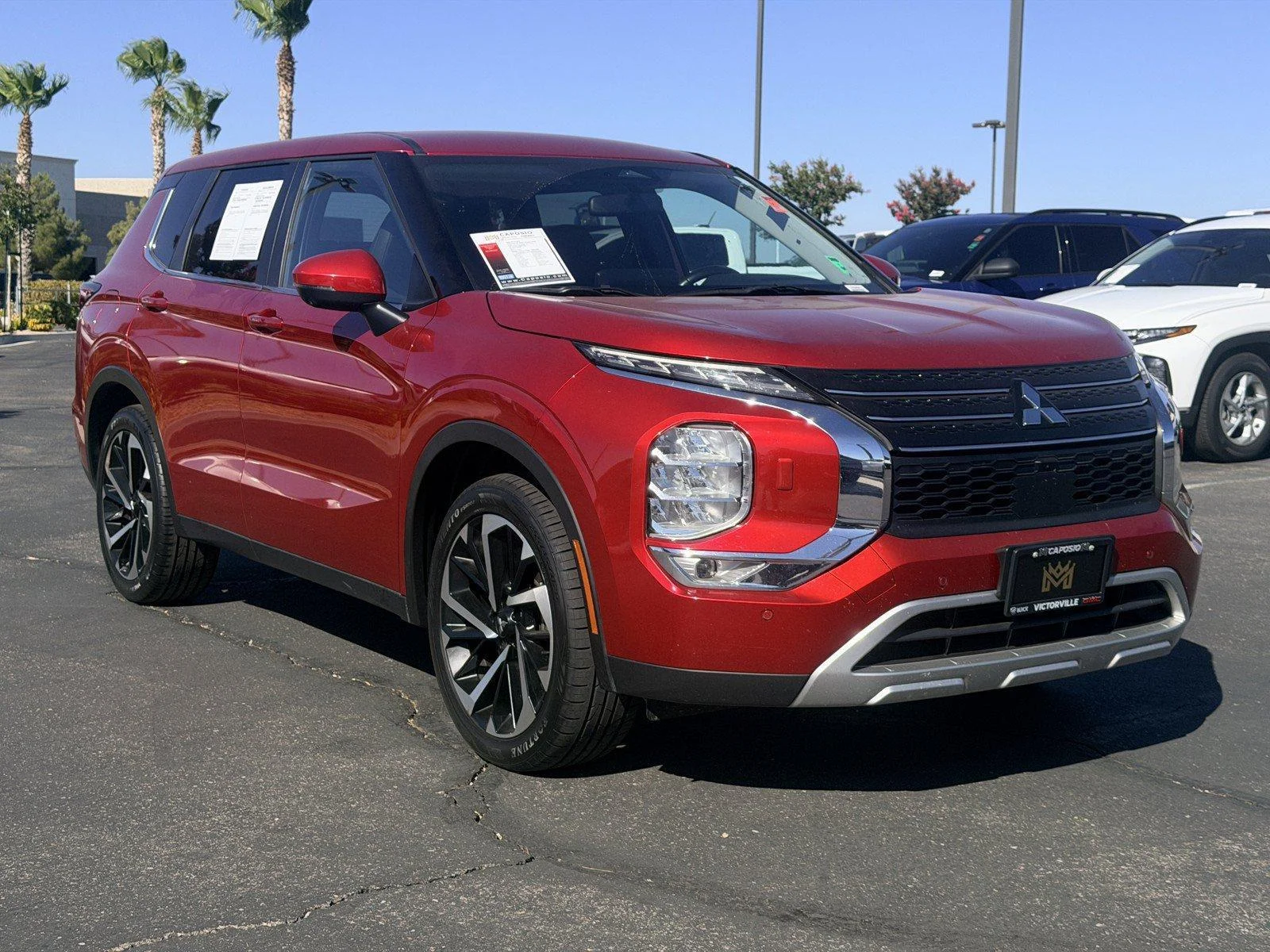 Used 2024  Mitsubishi SE image 1