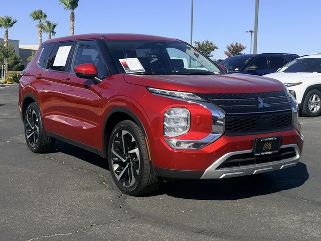 2024 Mitsubishi Outlander SE