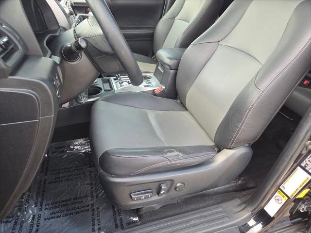Certified Used 2018 MIDNIGHT BLACK METALLIC Toyota  image 6