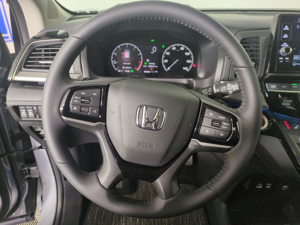 2026 Honda Odyssey Touring - Photo 14