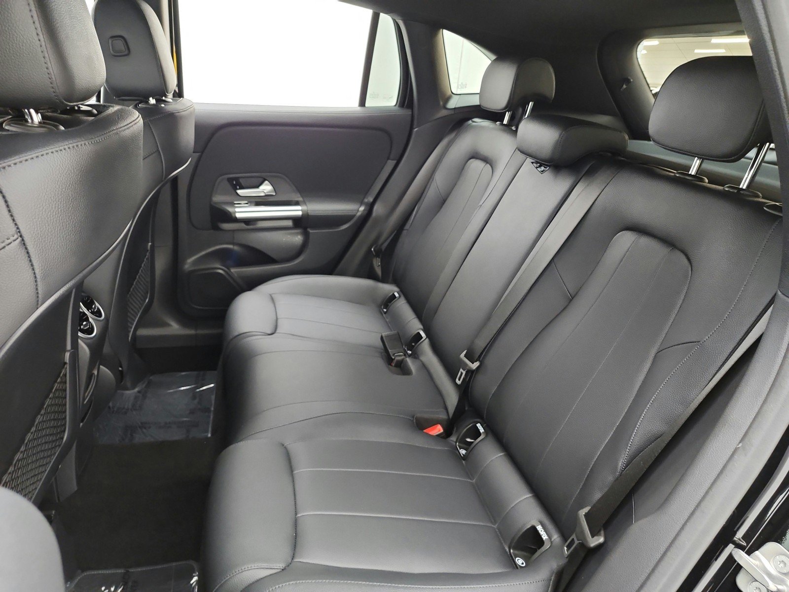Certified Used 2026 Night Black Mercedes-Benz GLA 250 SUV image 13