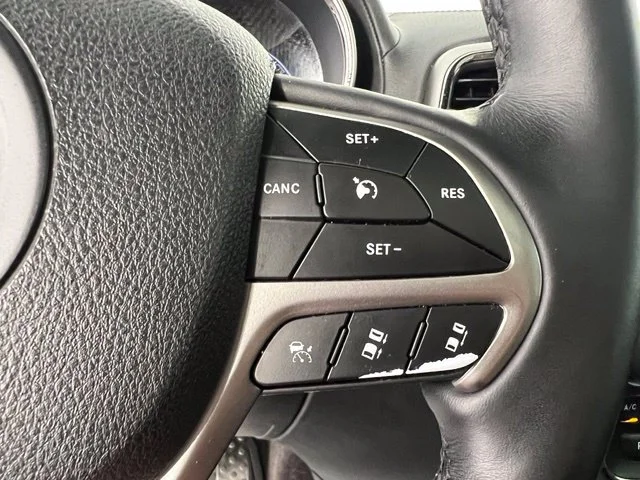 Used 2018 Bright White Clearcoat Jeep High Altitude image 45