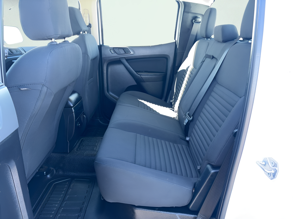Used 2021 White Ford XL image 19