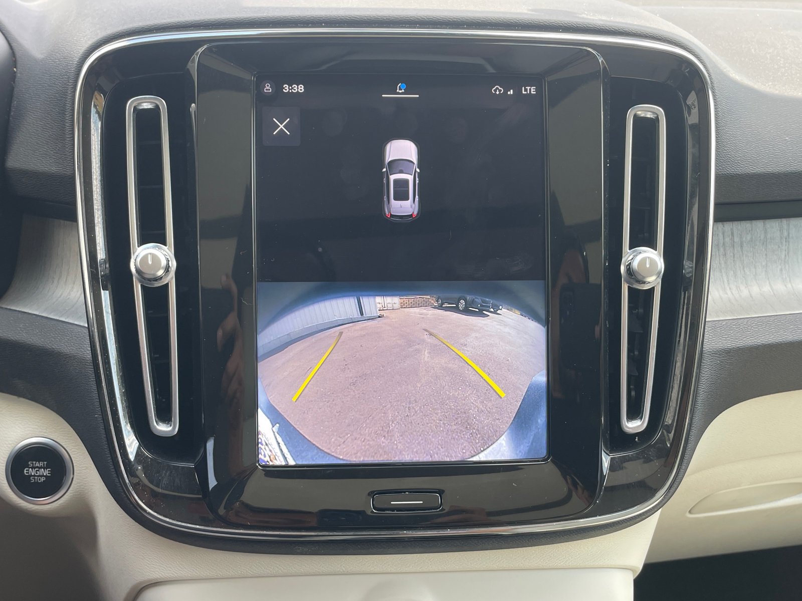 Used 2023 Thunder Grey Metallic Volvo Ultimate Dark Theme image 15