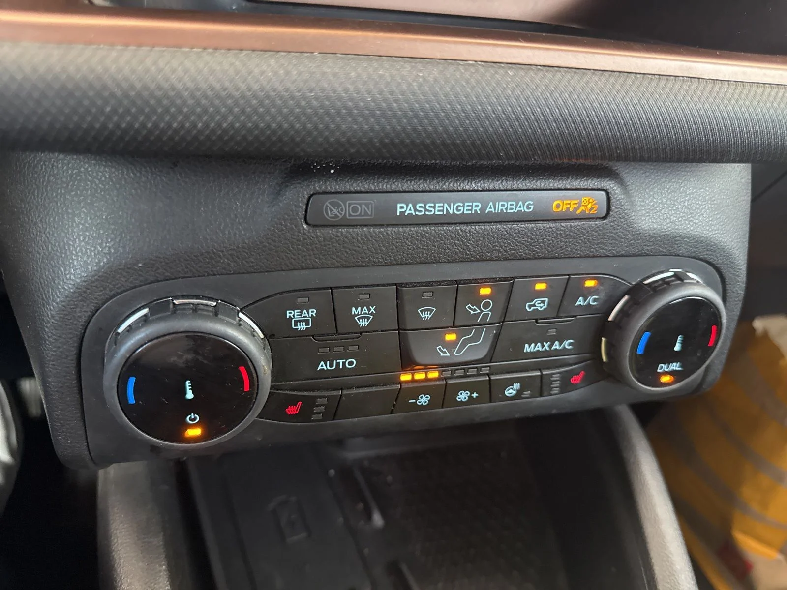 Used 2023 Green Ford Outer Banks image 27