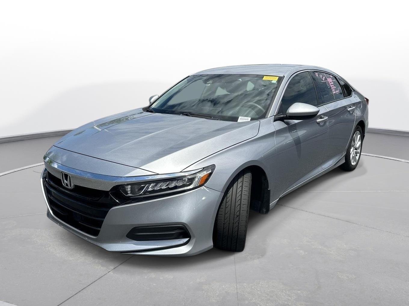 Used 2019 Lunar Silver Metallic Honda LX 1.5T image 2