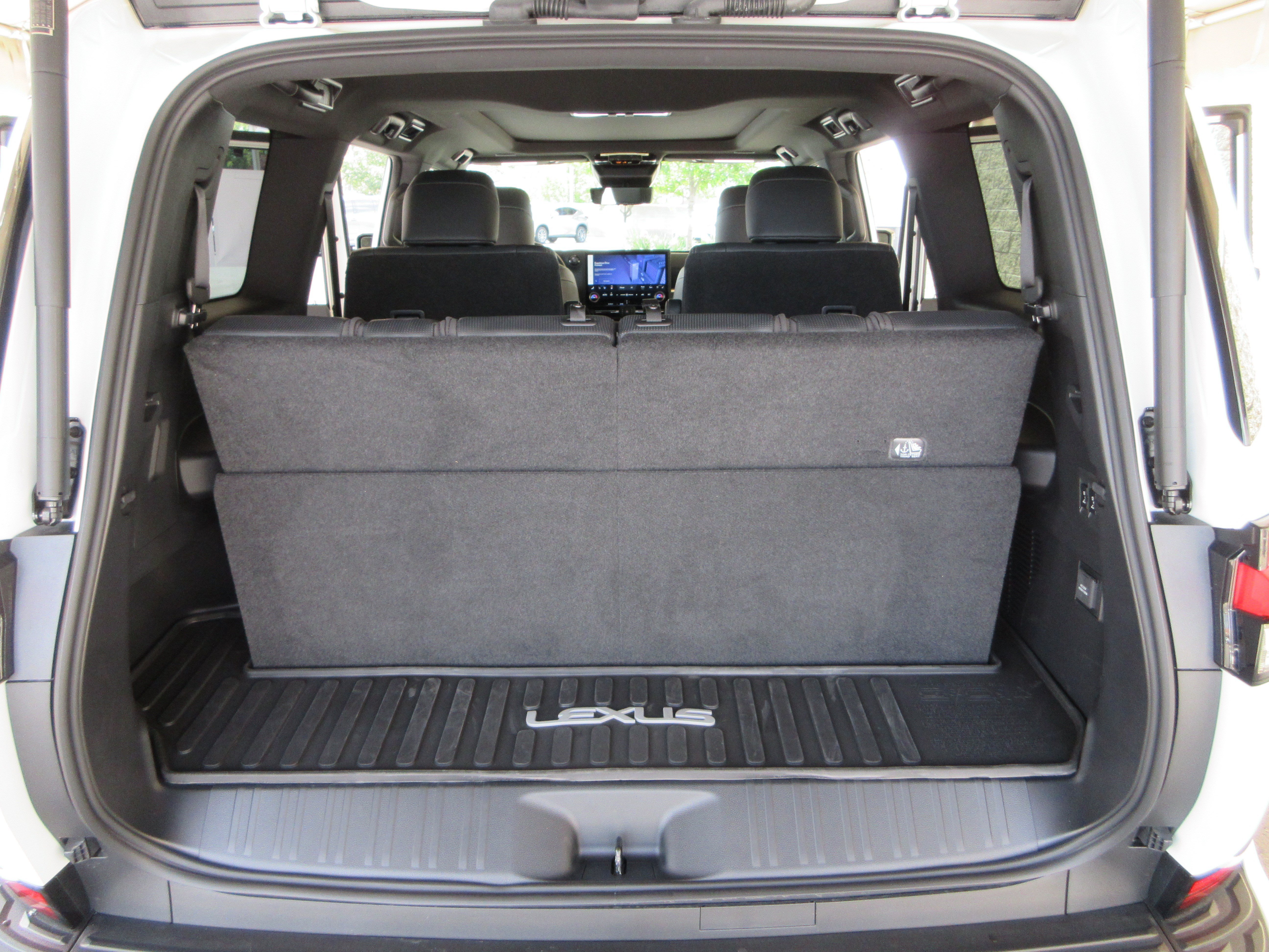 2026 Lexus GX Luxury - Photo 59