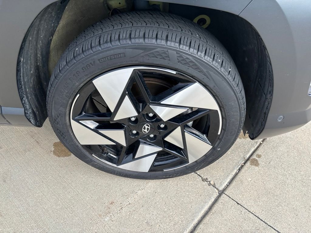 2024 Hyundai Kona Limited - Photo 11