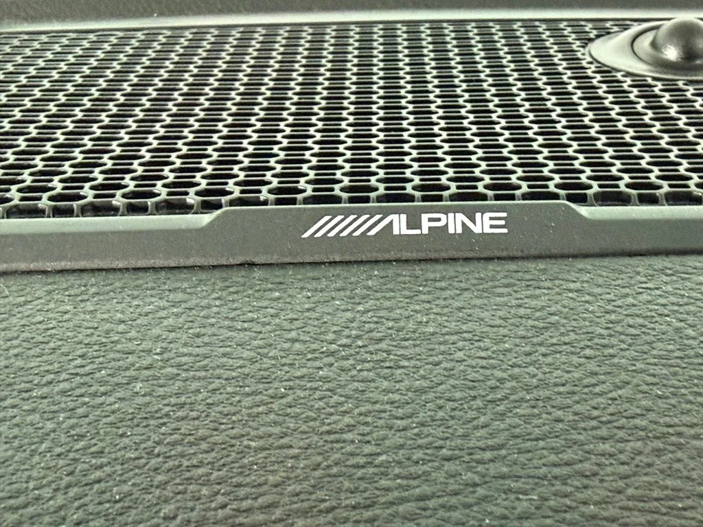 Used 2025 White Ram Laramie image 17