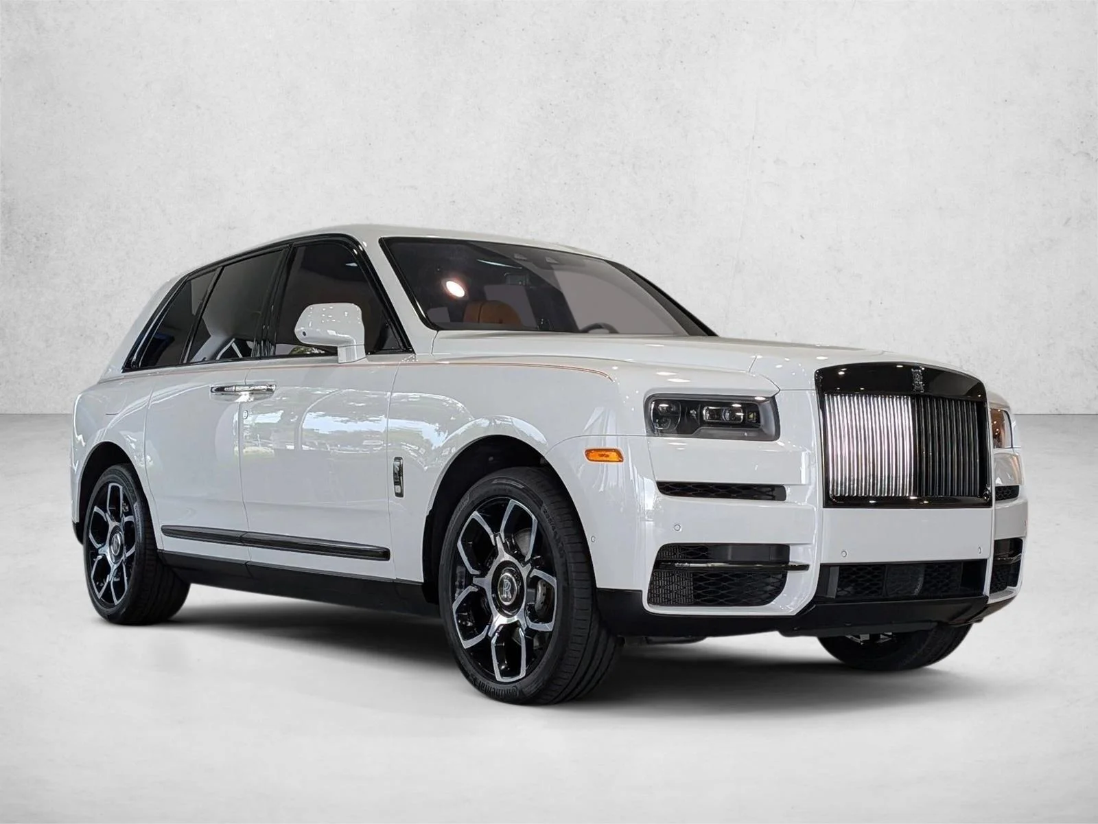 Used 2022 White Rolls-Royce Black Badge image 3