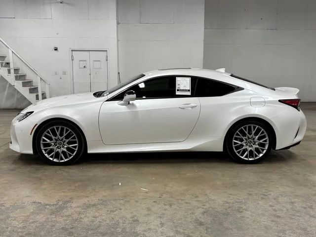 Used 2022 White Lexus 350 image 4
