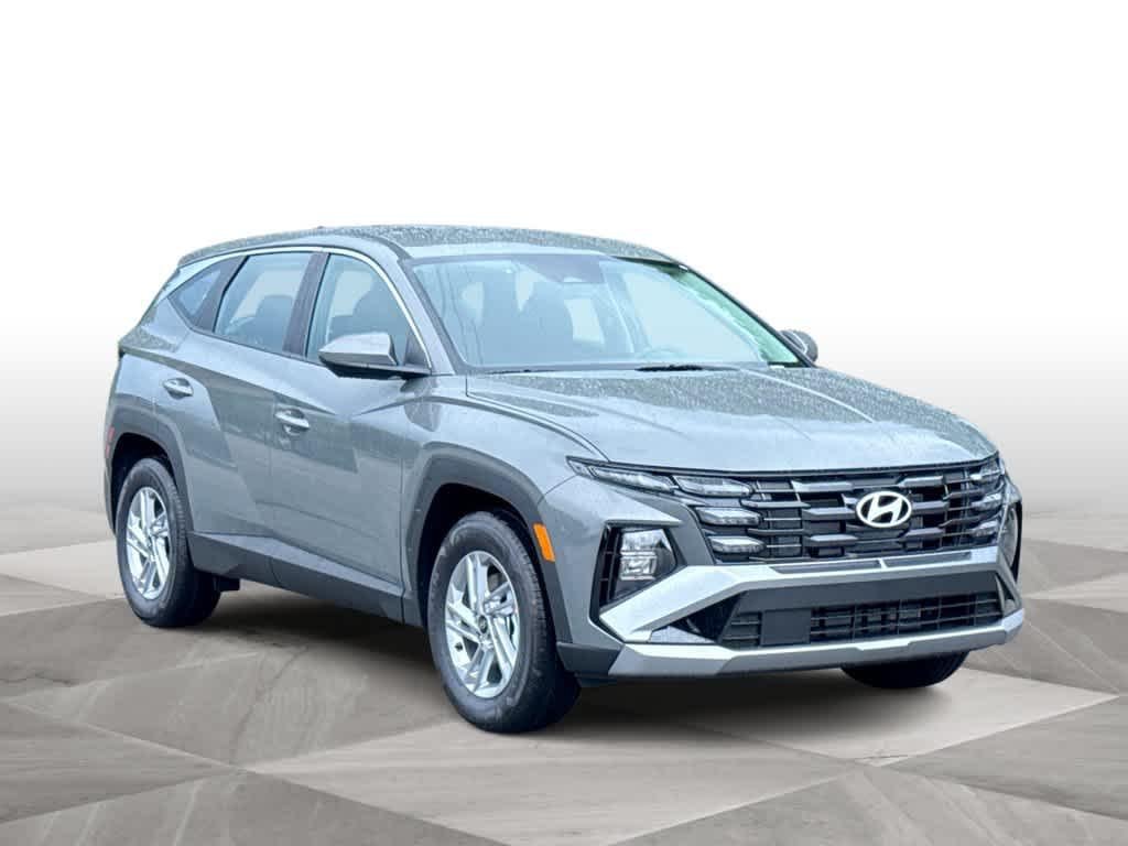 New 2026 Hampton Gray Hyundai SE FWD image 2