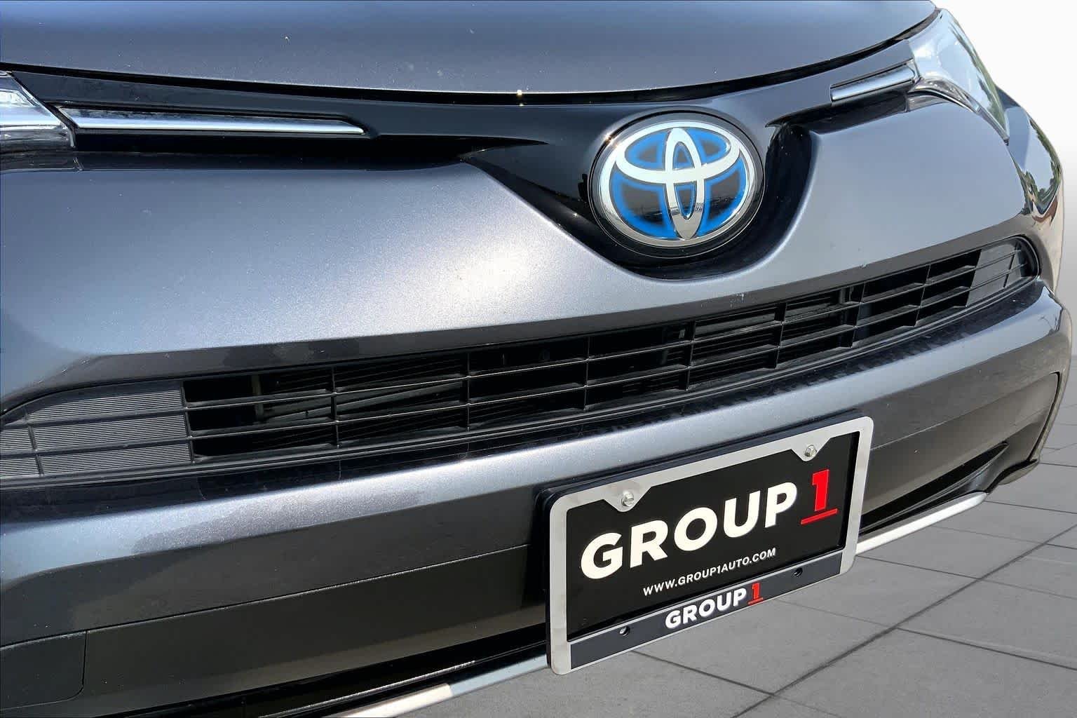 Used 2018 Magnetic Gray Metallic Toyota Hybrid LE image 29
