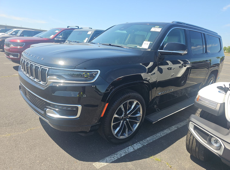 2024 Jeep Wagoneer L Series III 4WD's photo