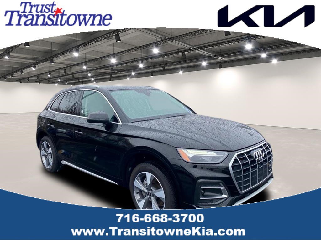 2022 Audi Q5 40 Premium Plus's photo