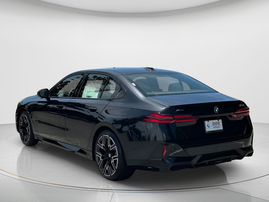 New 2027 Black Sapphire Metallic BMW 530i xDrive image 7
