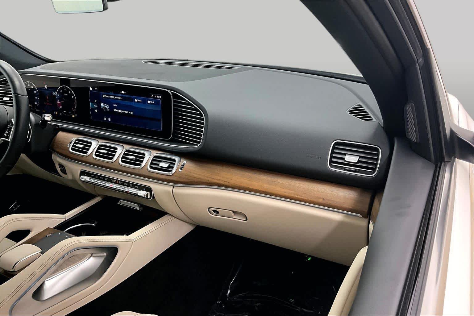 Certified Used 2025 Polar White Mercedes-Benz GLE 350 image 17
