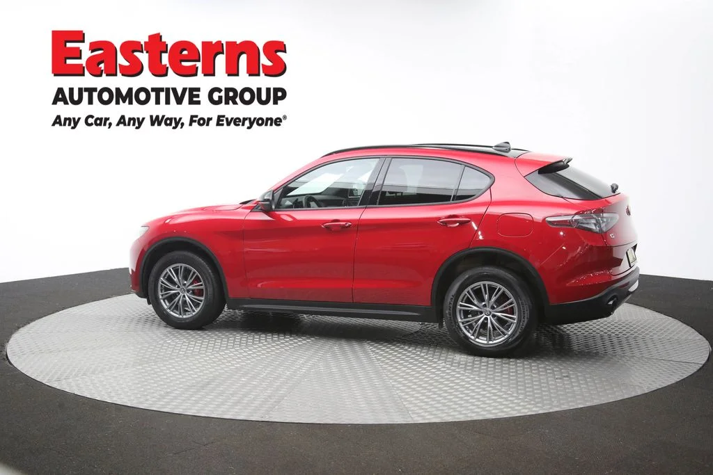 Used 2024 Red Alfa Romeo Sprint image 63