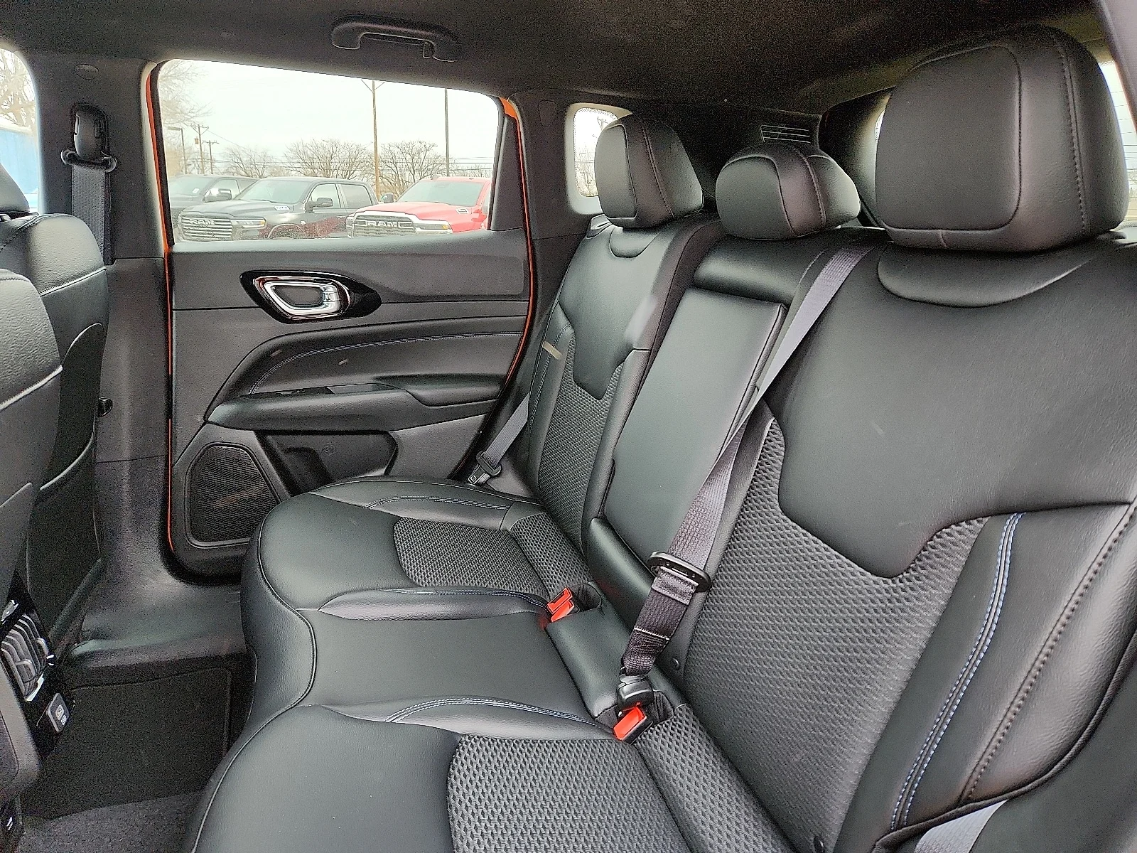 New 2026 Orange Jeep LATITUDE ALTITUDE 4X4 image 10