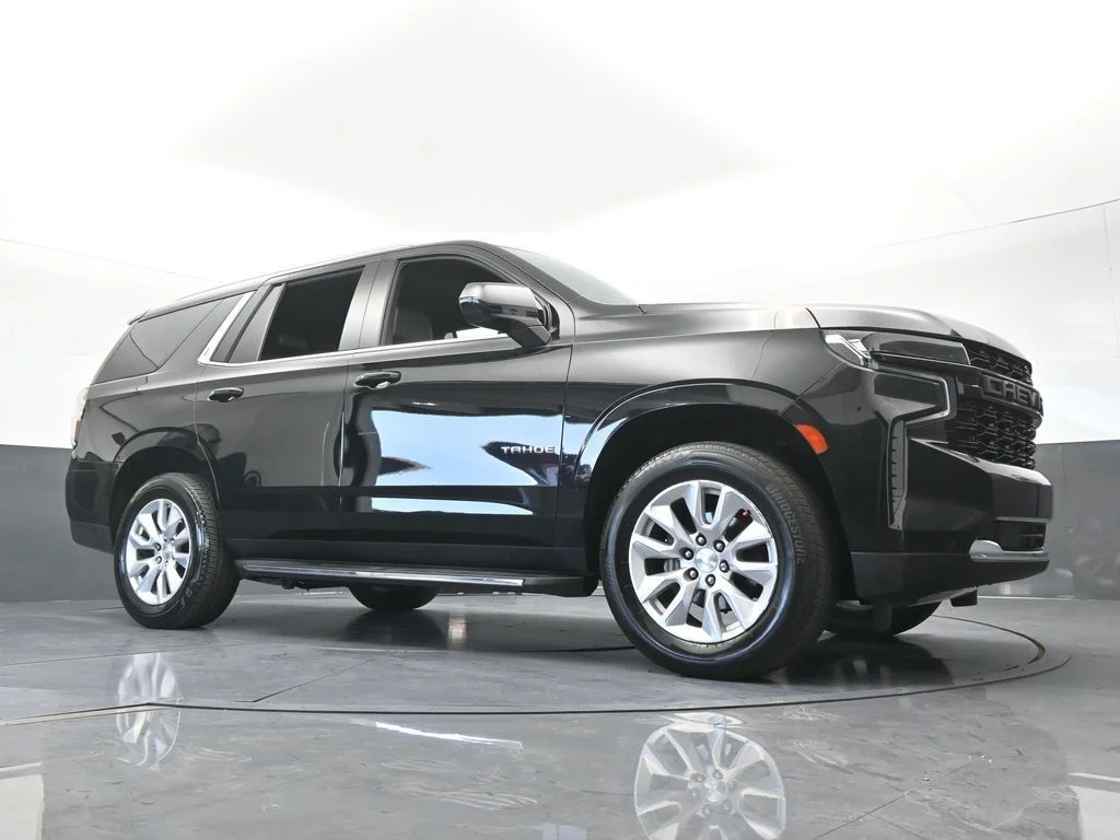 Used 2022 Black Chevrolet LT image 62