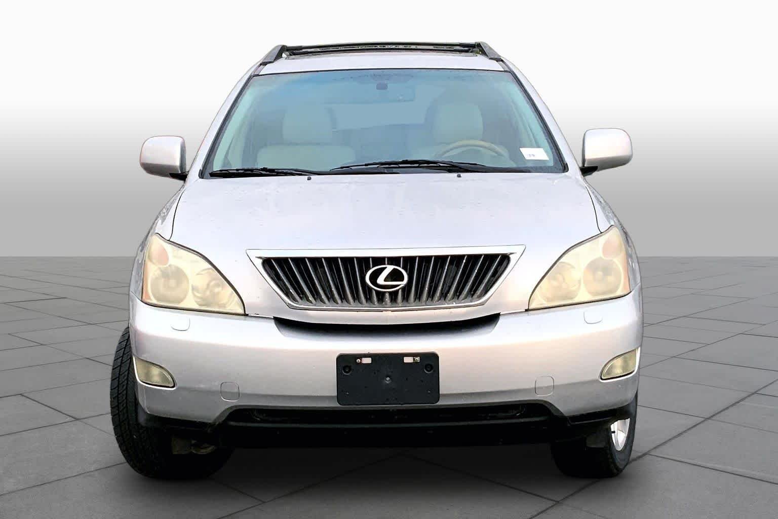 Used 2009 Classic Silver Metallic Lexus  image 3