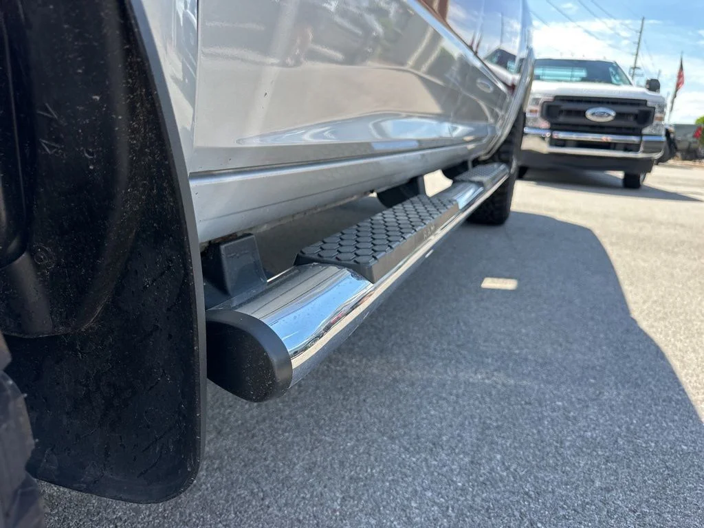Used 2014 Red Ram Laramie image 15