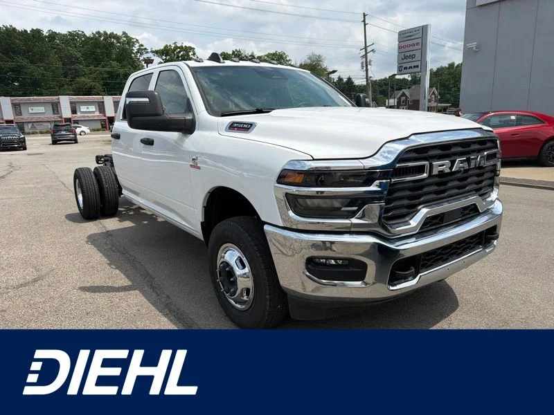 New 2026 Bright White Clear-Coat Exterior Paint RAM Tradesman image 1