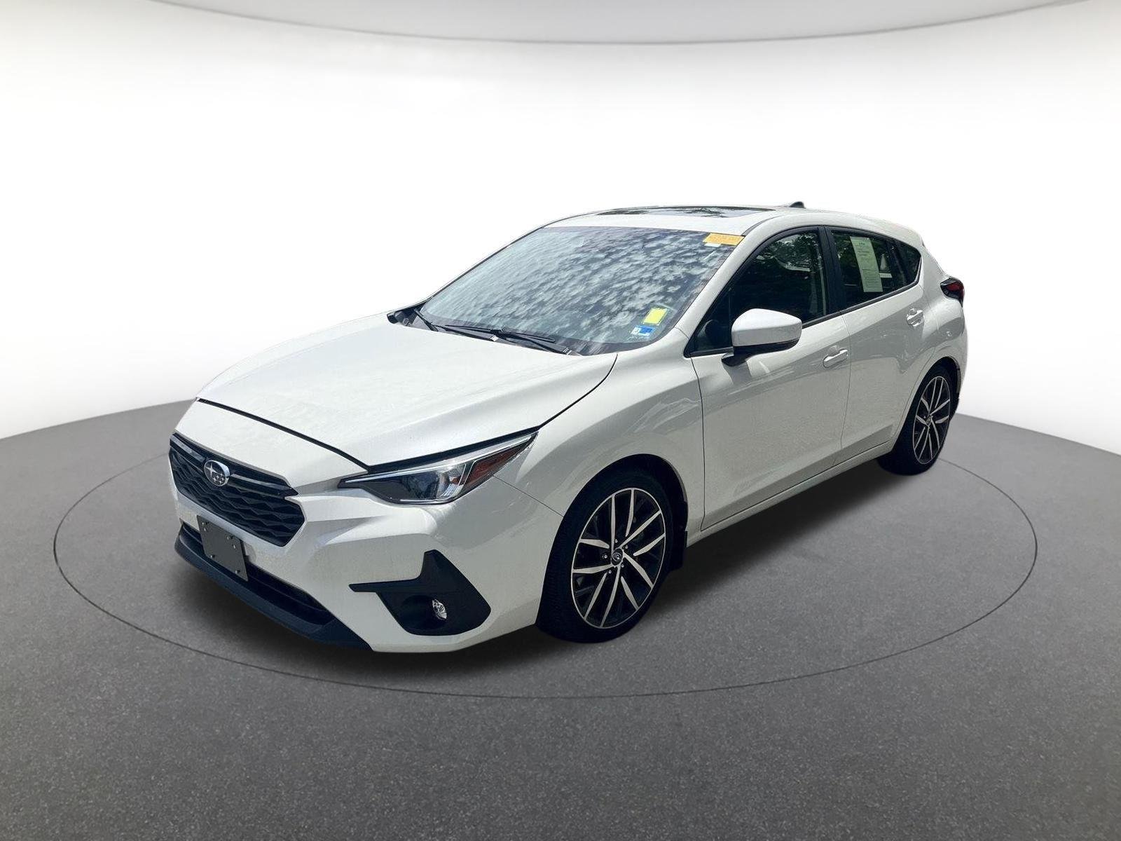 Used 2024  Subaru Sport image 3