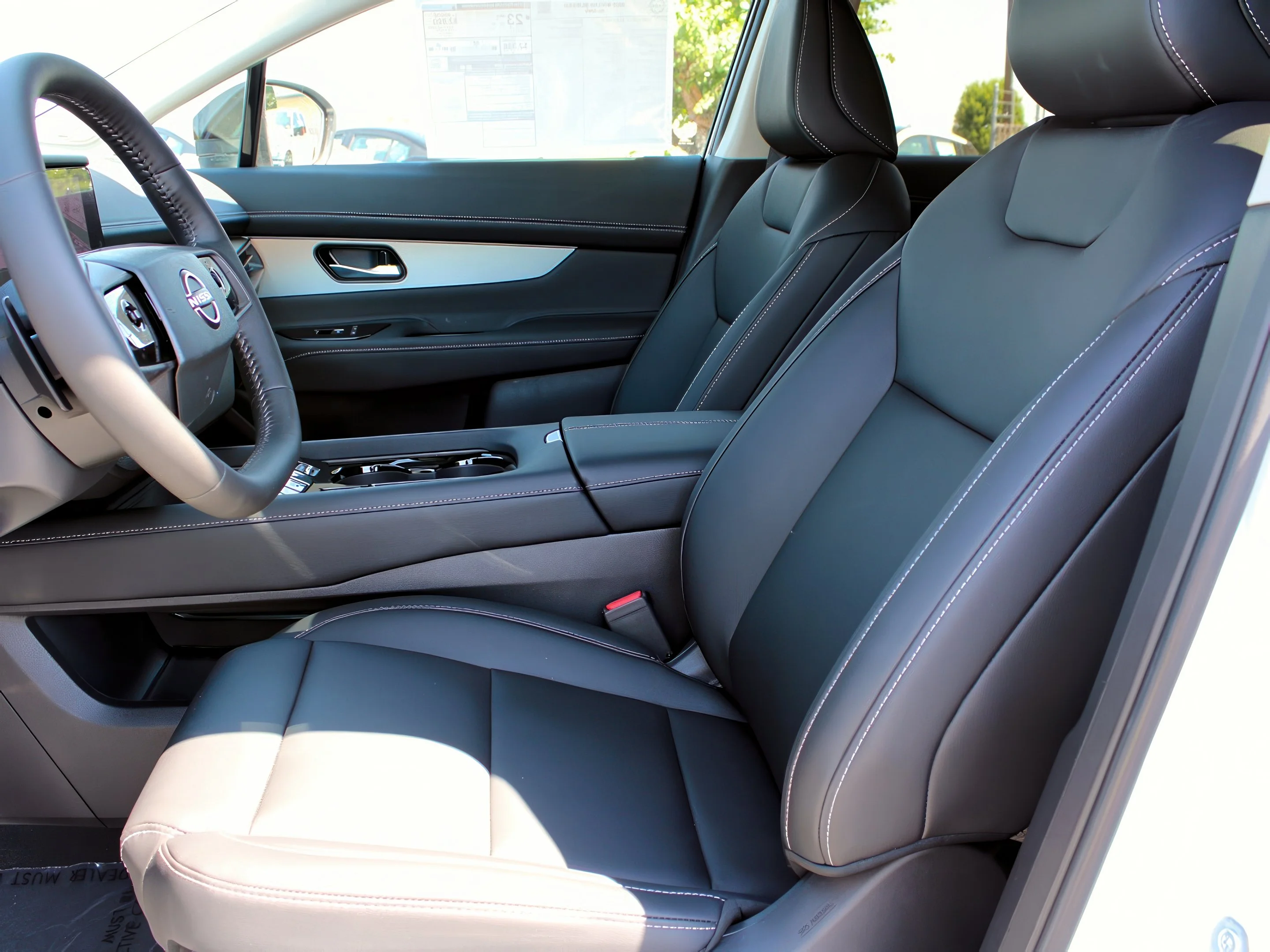 2025 Nissan Murano SL - Photo 13