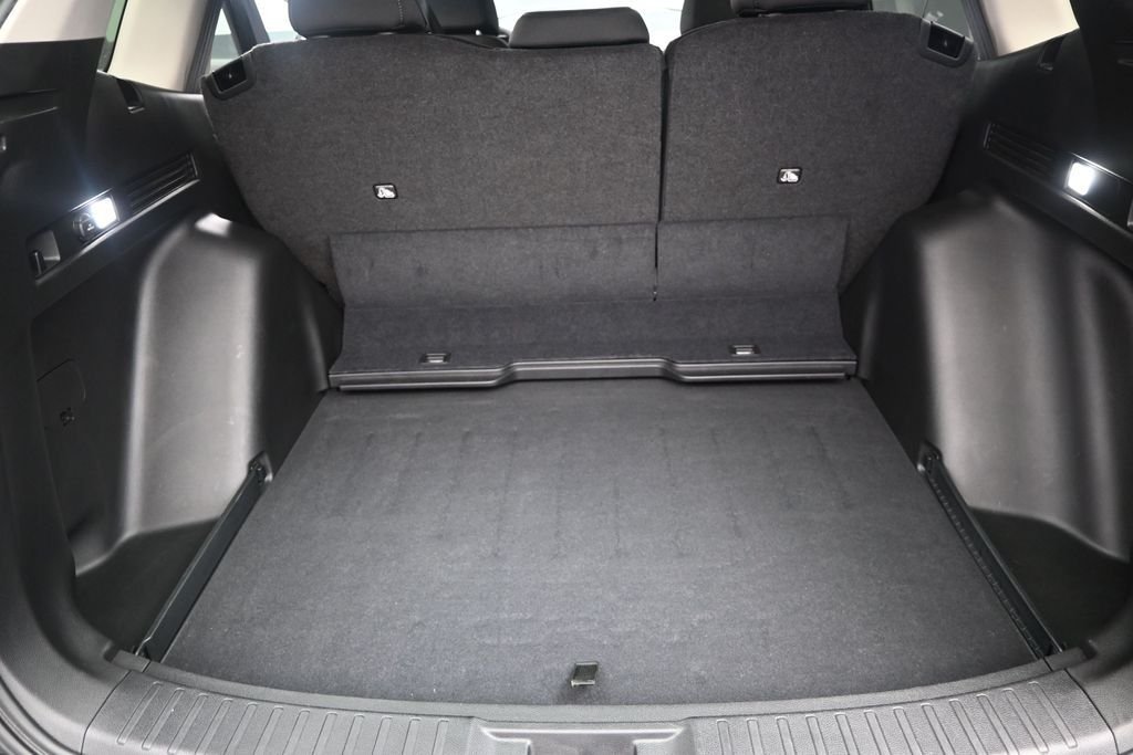 Used 2025  Honda EX image 18