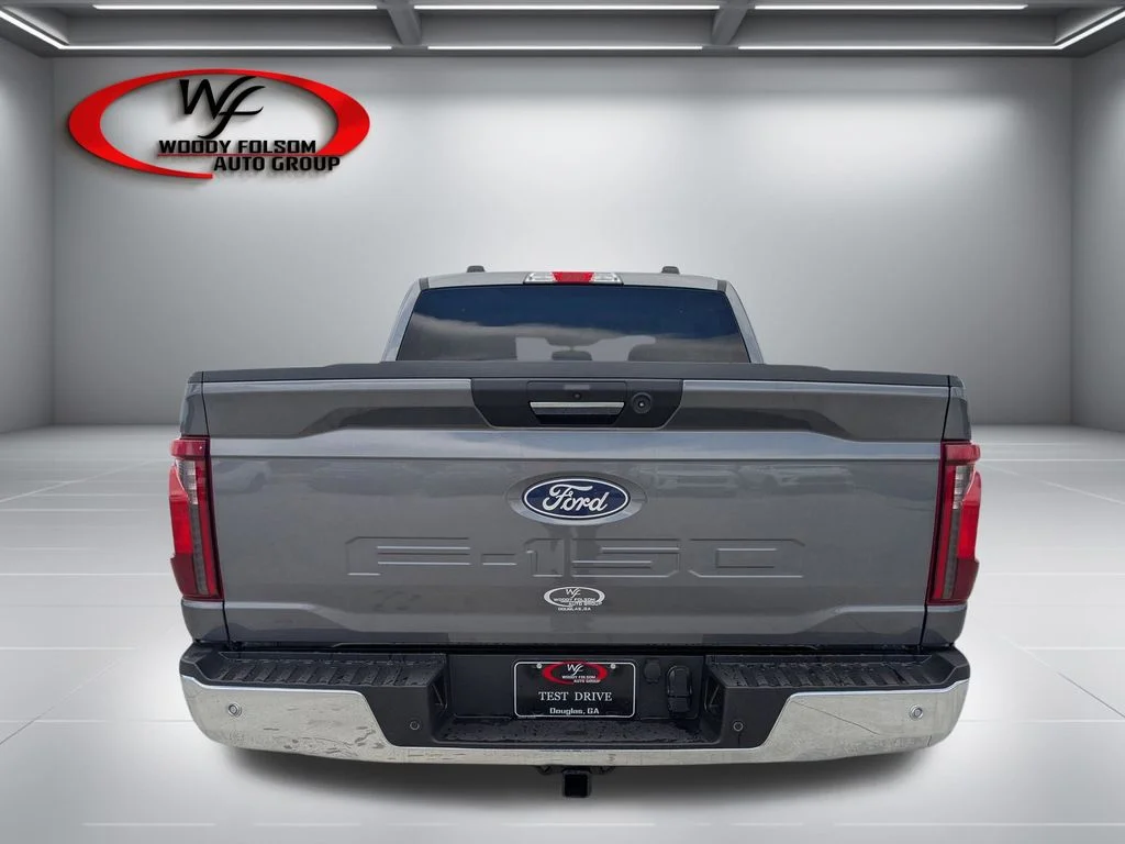 Used 2024 Gray Ford XLT image 5