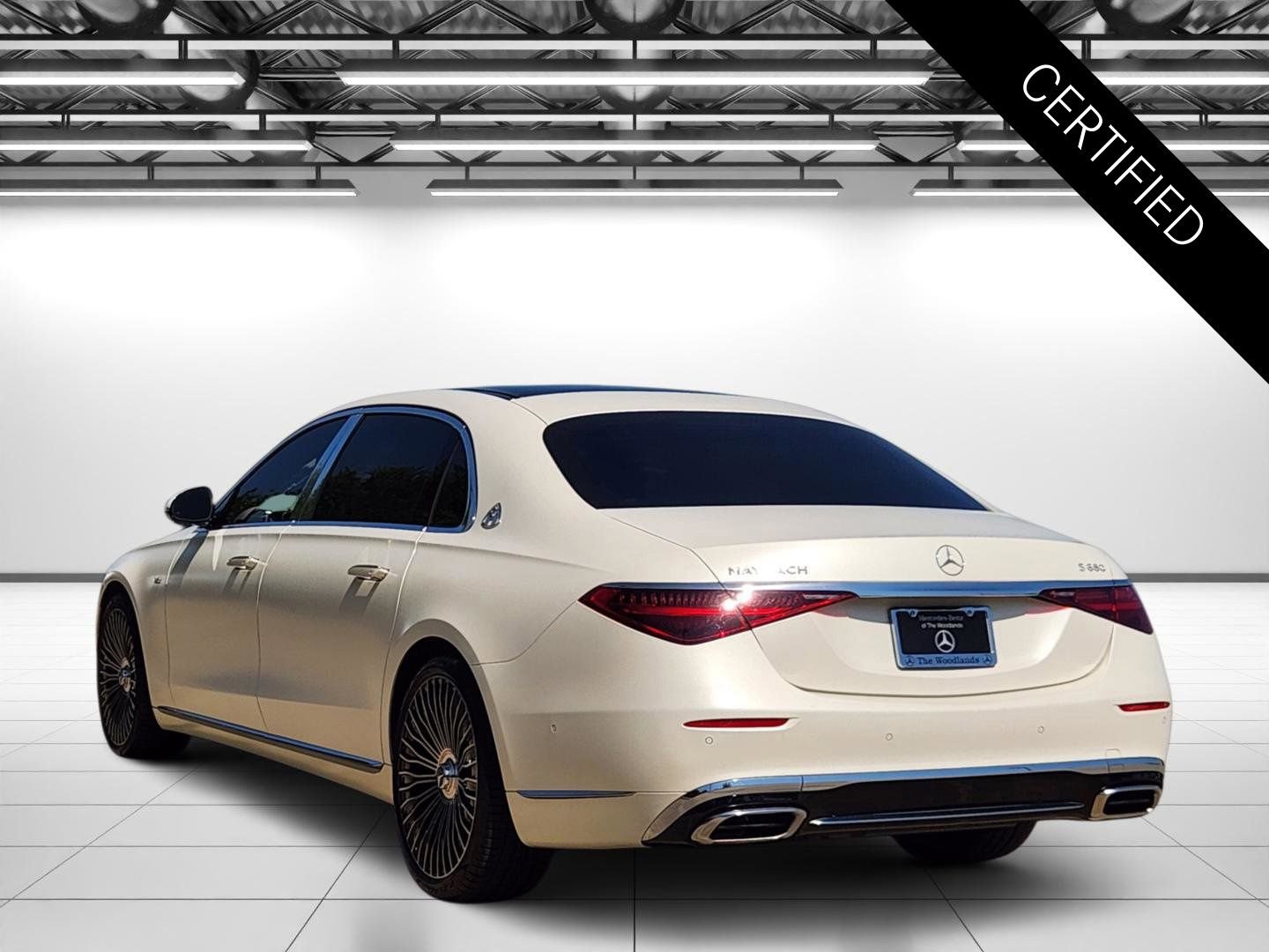 Certified Used 2023 MANUFAKTUR Cashmere White Magno Mercedes-Benz Maybach S 680 image 7