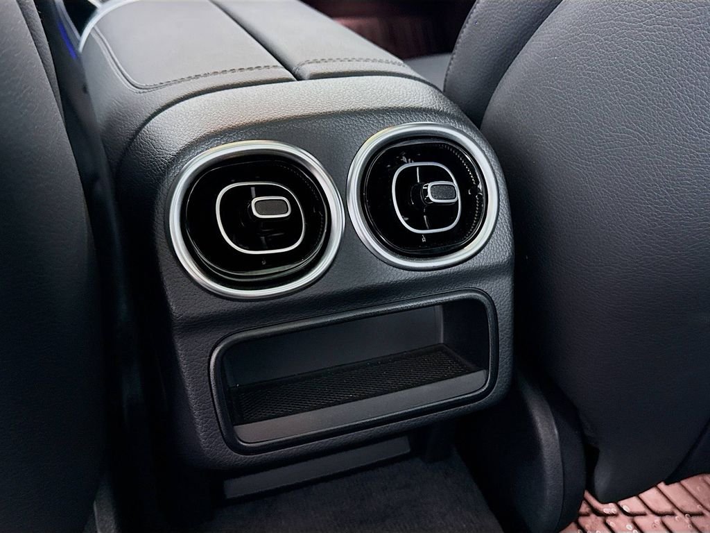 Used 2025 Gray Mercedes-Benz C 300 image 27